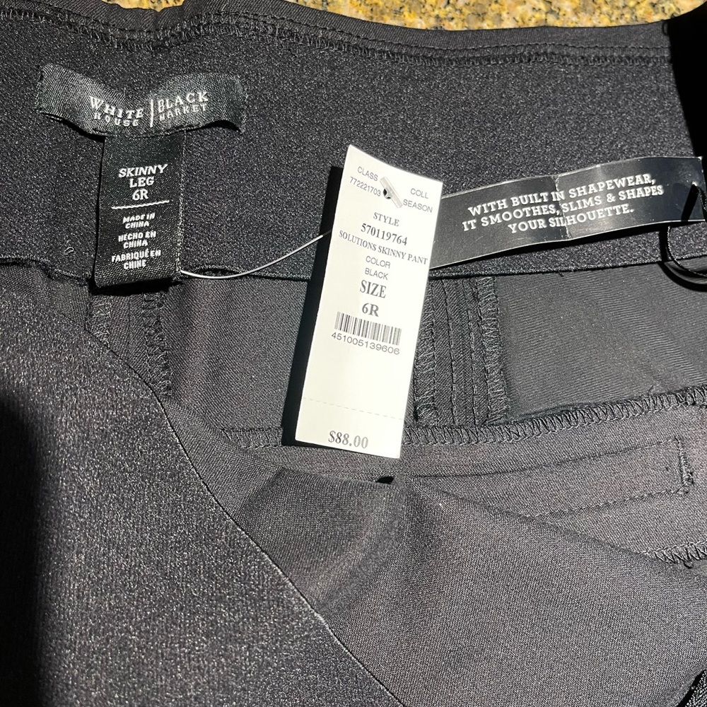 White House Black Market Black Ankle Cropped Pants